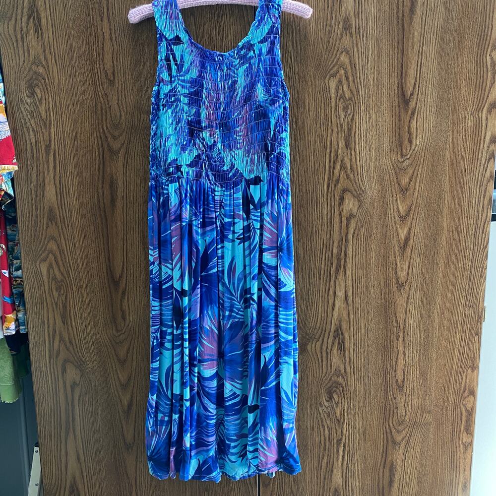 Vibrant Tropical Leaf Smocked One Size Midi Dress